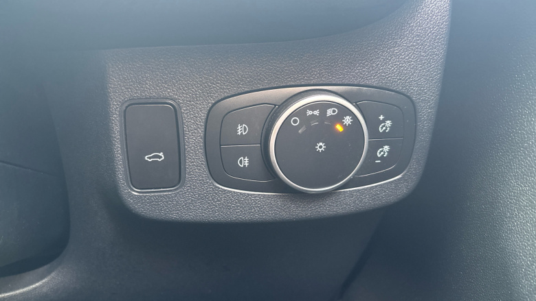 Ford Puma 1.0 EcoBoost Hybrid mHEV ST-Line X First Ed 5dr Petrol Hatchback